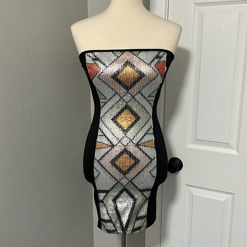LSTR Strapless Aztec Print Strapless Sequin Bodycon Mini Dress
